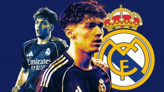 Thiago Pitarch y el escudo del Real Madrid.