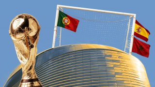 Las banderas de España, Portugal, Marruecos, la copa del mundo y el estadio Santiago Bernabéu.