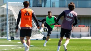 Mbappé en el entrenamiento de este domingo en Valdebebas.