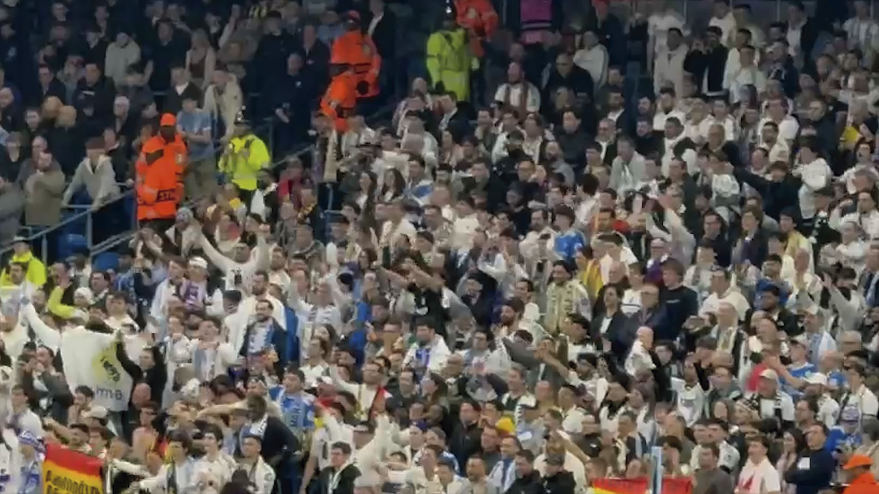 Chorreo en el Etihad: la afición del Real Madrid canta ¡ole! ante el City de Guardiola