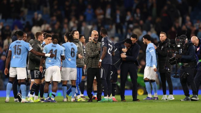 El enganchón que no se vio entre Guardiola y Rüdiger: Arbeloa tuvo que separarles