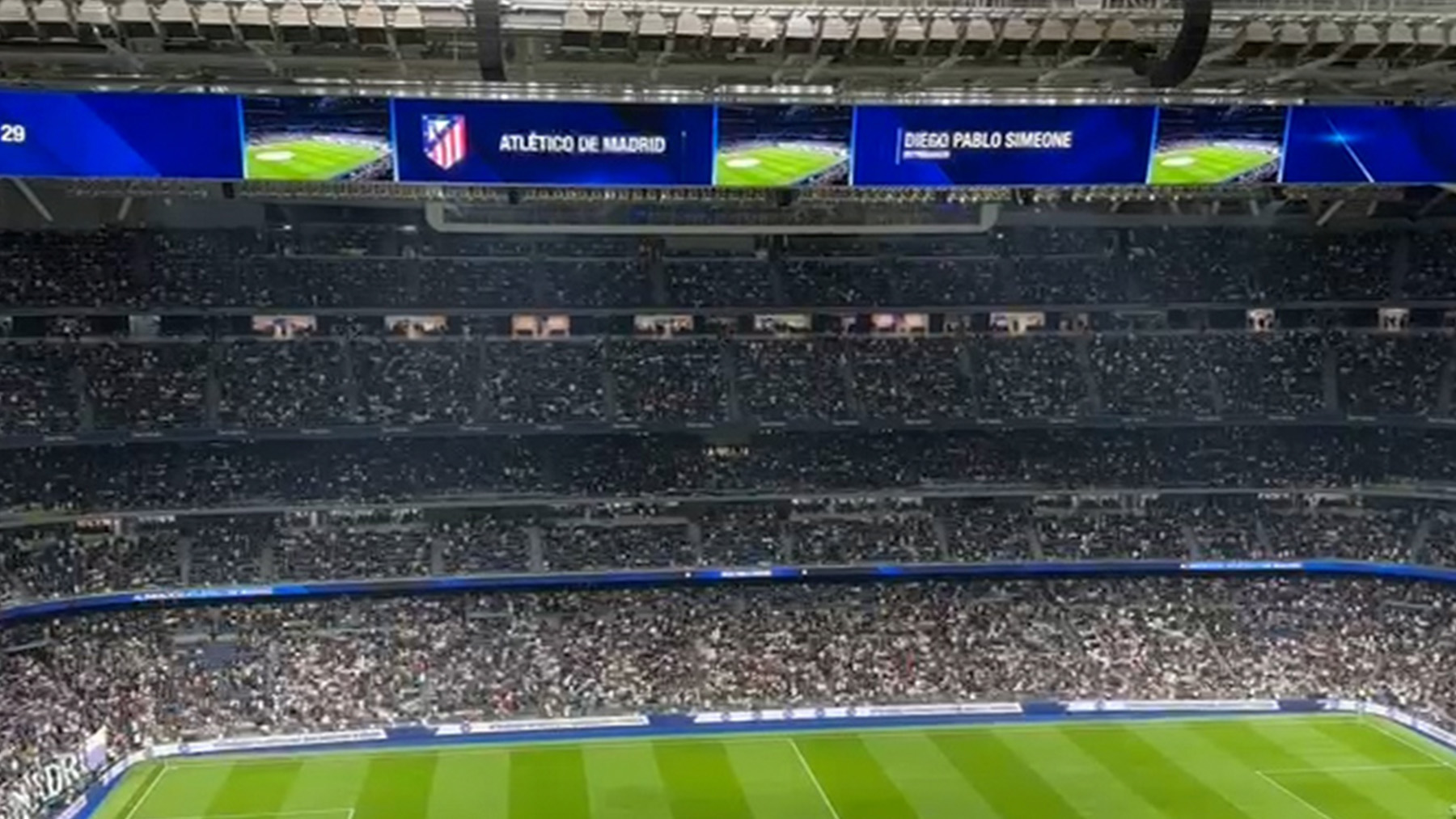 El Bernabéu toma la palabra: tremenda pitada al Cholo Simeone