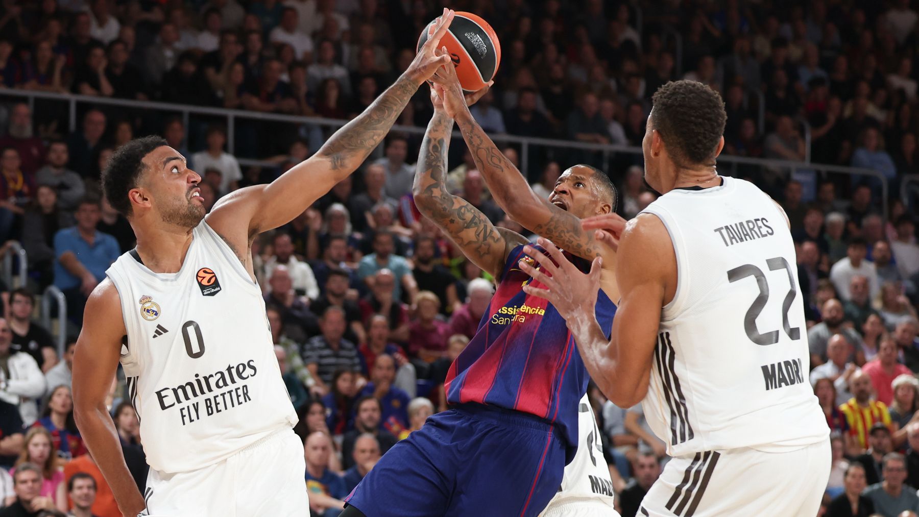 Barcelona - Real Madrid de baloncesto en directo | Sigue el Clásico de la Liga Endesa en vivo hoy