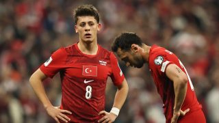 Güler en el Turquía-Rumanía de la repesca para el Mundial. (Getty)