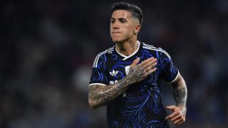 Enzo Fernández celebra un gol con Argentina. (Foto: Getty)