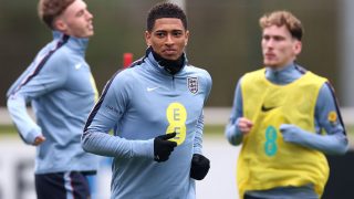 Jude Belligham en un entrenamiento con Inglaterra. (Getty)
