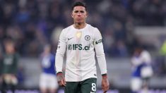 Enzo Fernández, con la camiseta del Chelsea. (Getty)