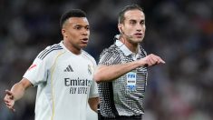 Kylian Mbappé y Alberola Rojas. (EP)