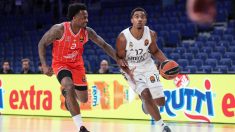 Maledon ante Blakeney durante el Real Madrid-Hapoel de la Euroliga. (EP)