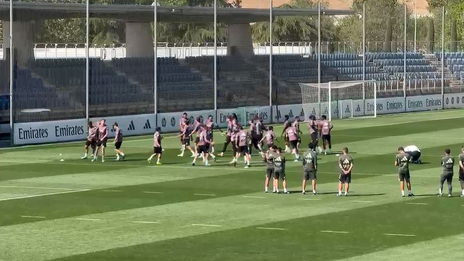 El Real Madrid prepara el partido contra el Alavés con las bajas de Asencio, Courtois y Rodrygo