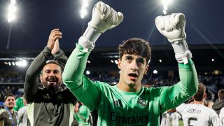 Javi Navarro tras ganar la Youth League. (Realmadrid.com)