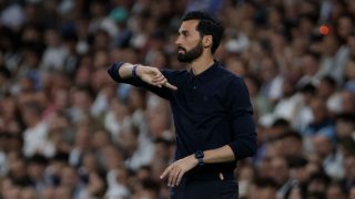 Álvaro Arbeloa, ante el Alavés. (EFE)