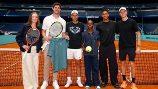 Rafa Nadal posa junto a Iga Swiatek, Thibaut Courtois, Linda Caicedo, Jude Bellingham y Jannik Sinner.