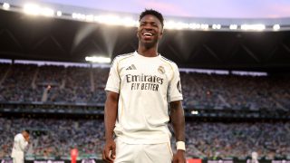 Vinicius Junior celebra el gol al Betis. (Getty)