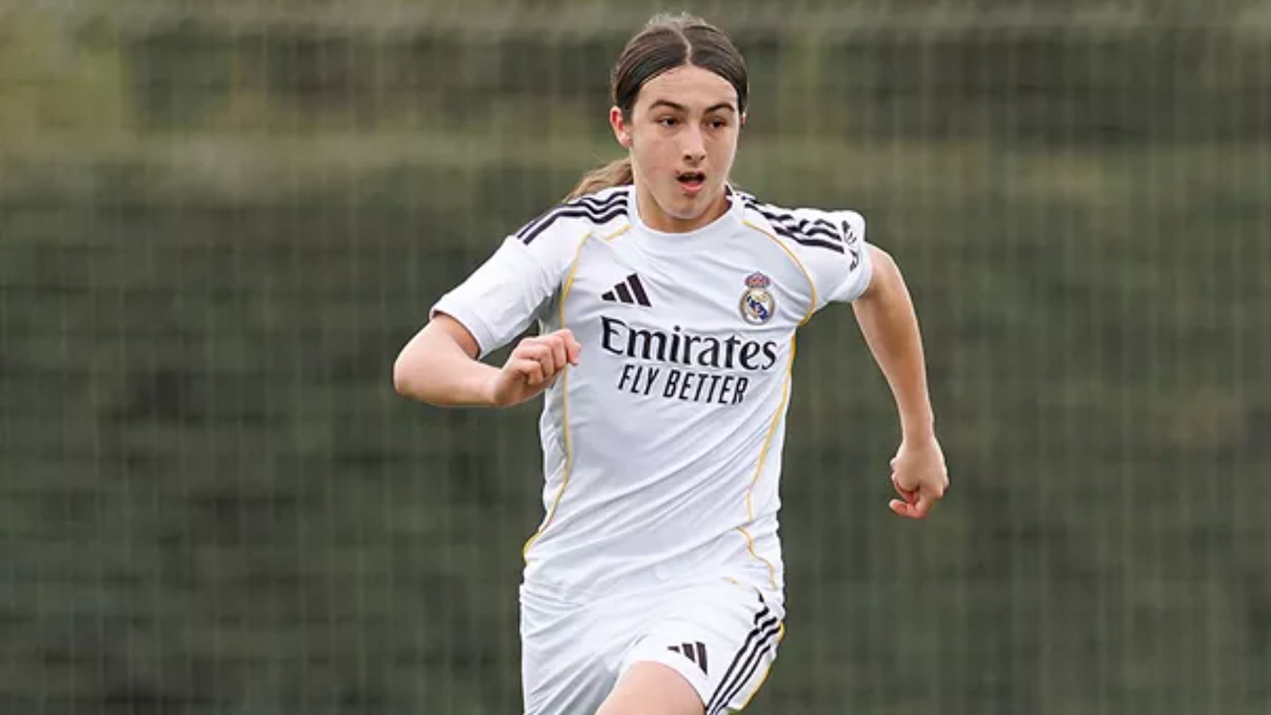 Una nueva perla emerge en La Fábrica: el gol maradoniano de Saúl Aranda que te dejará sin palabras