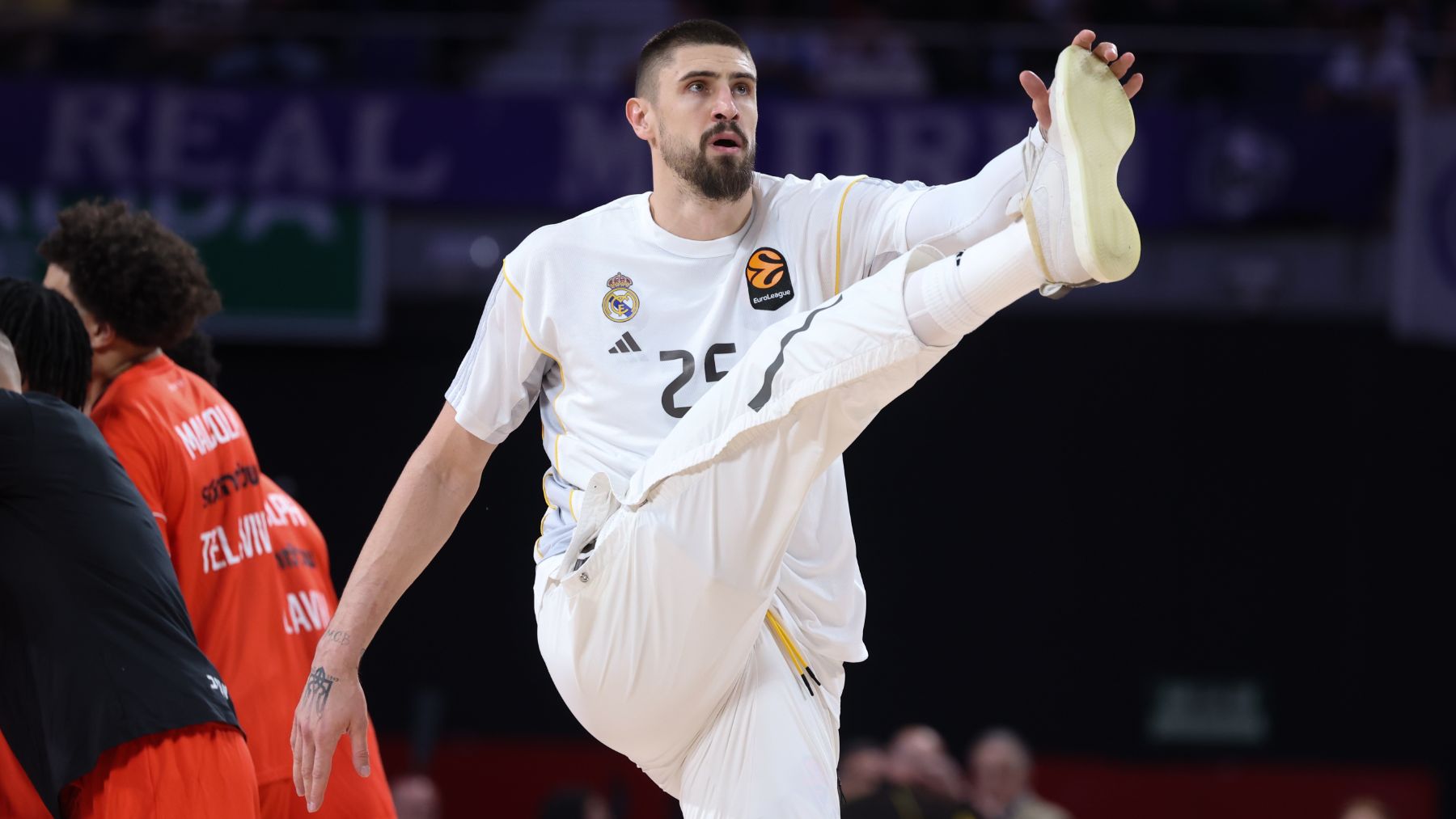 Drama para el Real Madrid: Alex Len se lesiona y sólo llegaría con Garuba a la Final Four de la Euroliga
