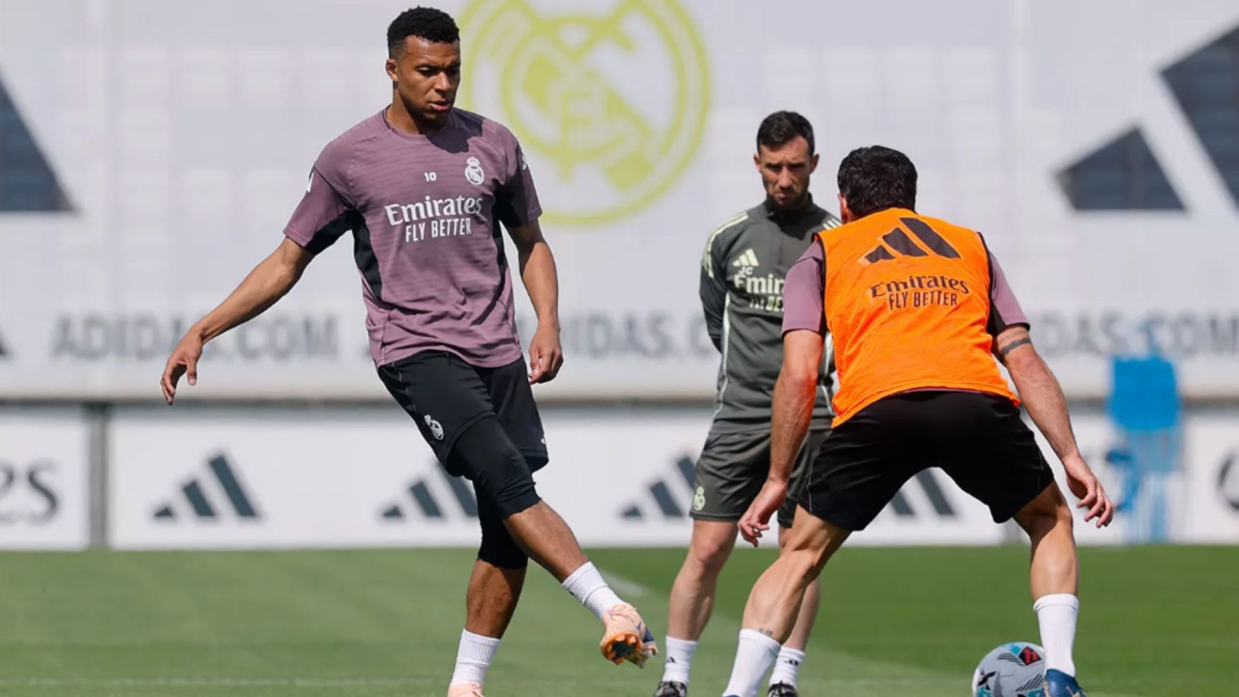 Mbappé y Carvajal apuntan al Oviedo