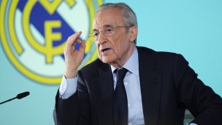 Florentino Pérez en la rueda de prensa del Real Madrid. (EP)