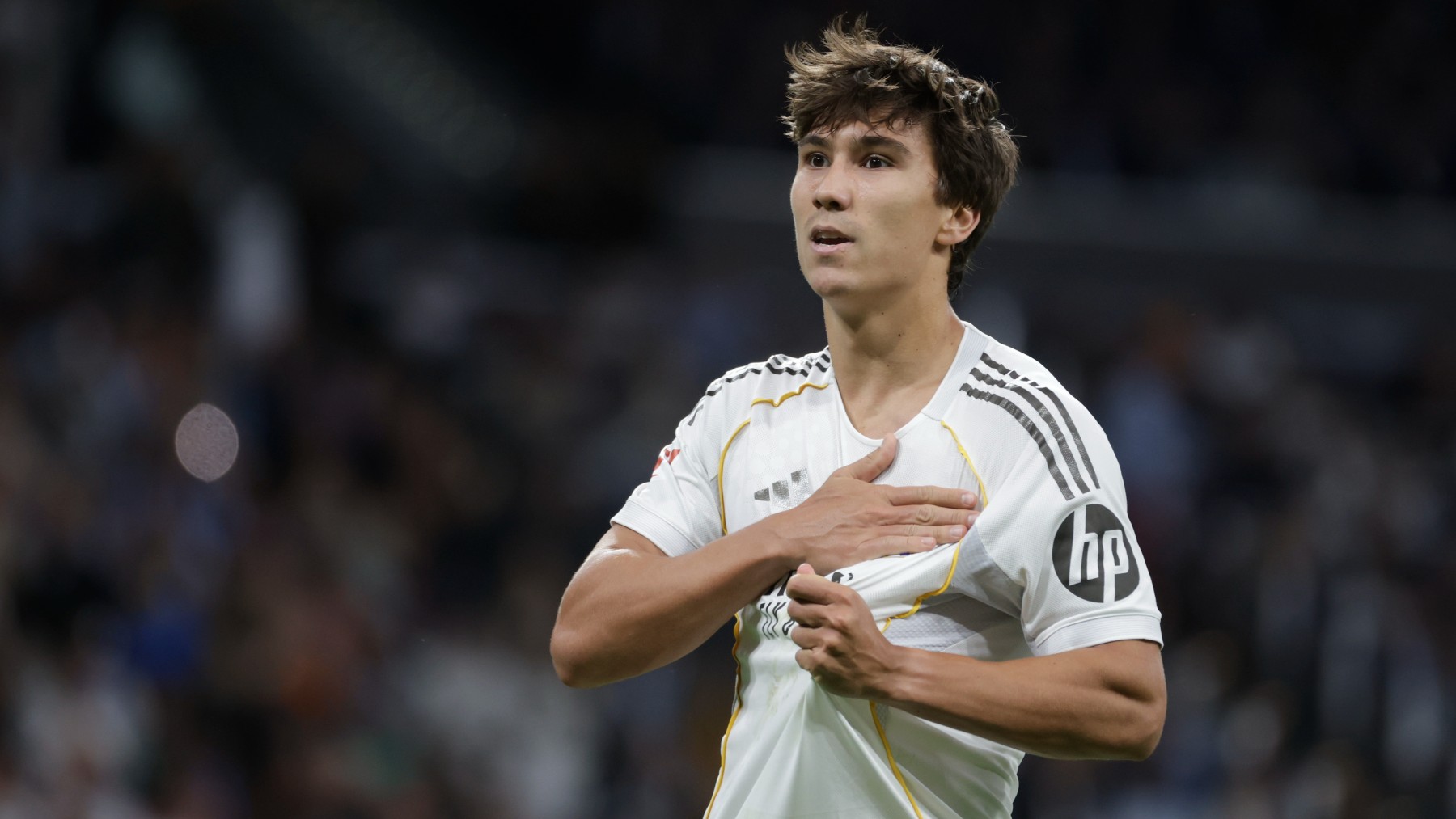Gonzalo anima al Bernabéu con un golazo tras una gran conexión con Brahim