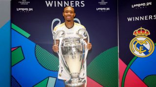 David Alaba, tras ganar la Champions con el Real Madrid. (realmadrid.com)