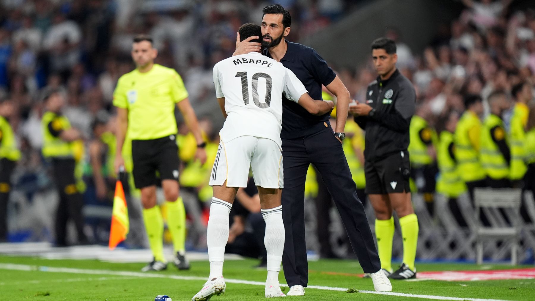 Arbeloa y su mensaje de despedida a Mbappé: Los tiempos difíciles no duran para siempre