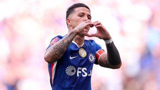 Enzo Fernández, en un partido con el Chelsea. (Foto:Getty)