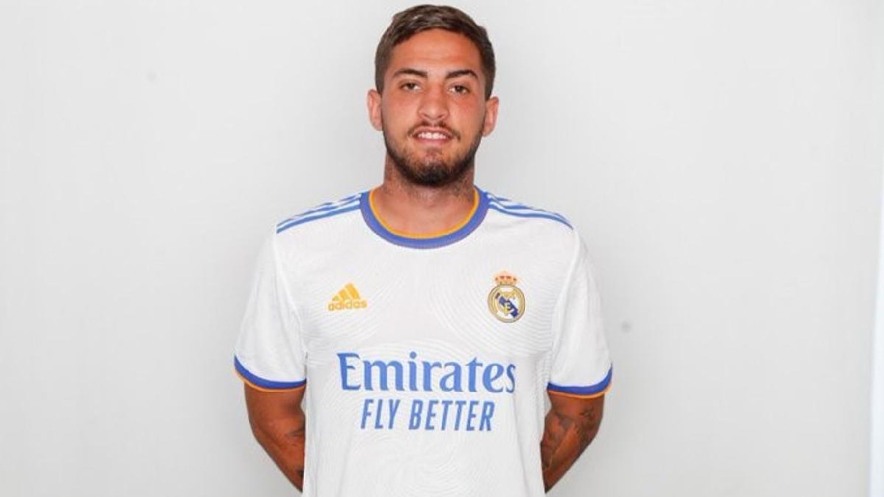 Se hace viral la foto de un ex del Real Madrid jugando en Regional: sorprende su estado físico a los 23 años