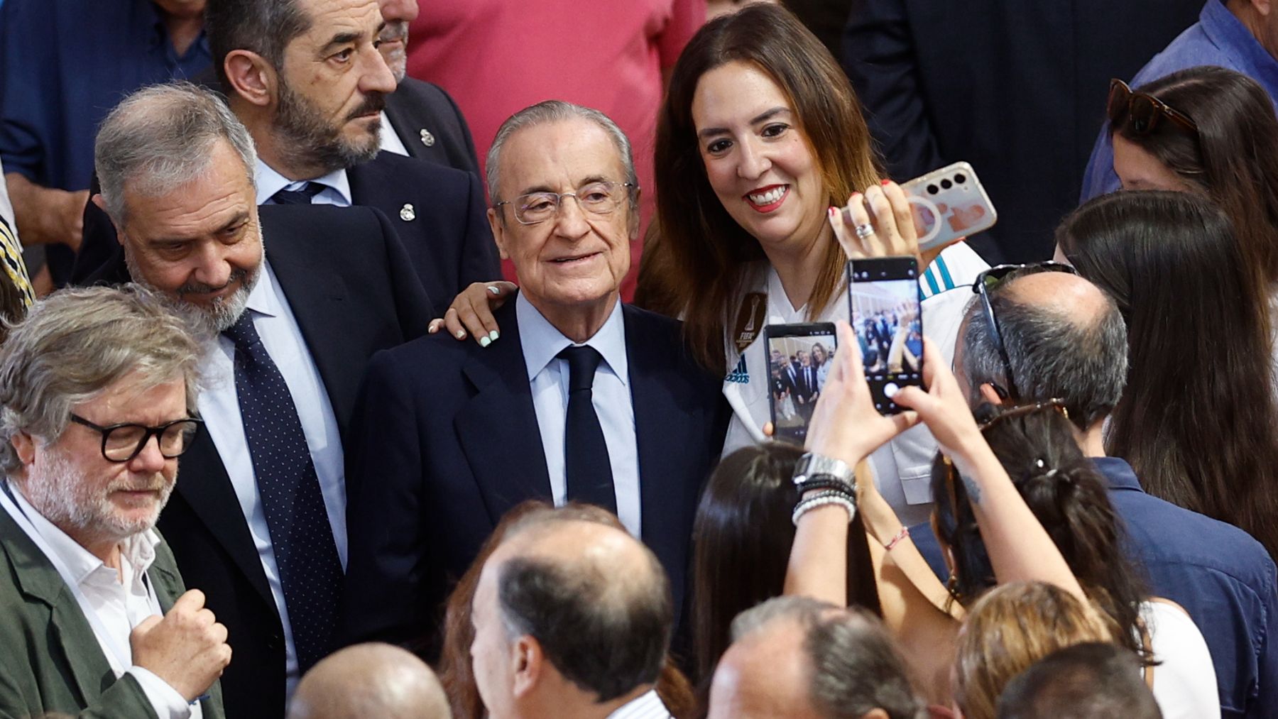 Elecciones a la presidencia del Real Madrid, en directo: última hora de Florentino Pérez, Enrique Riquelme, resultados y cómo van las votaciones