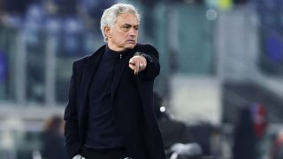 José Mourinho, durante un partido. (Foto: EP)