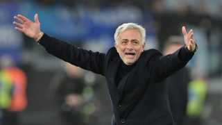 Mourinho, durante un partido. (Foto: EP)