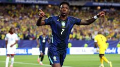 Vinicius celebra su gol con Brasil. (Getty)