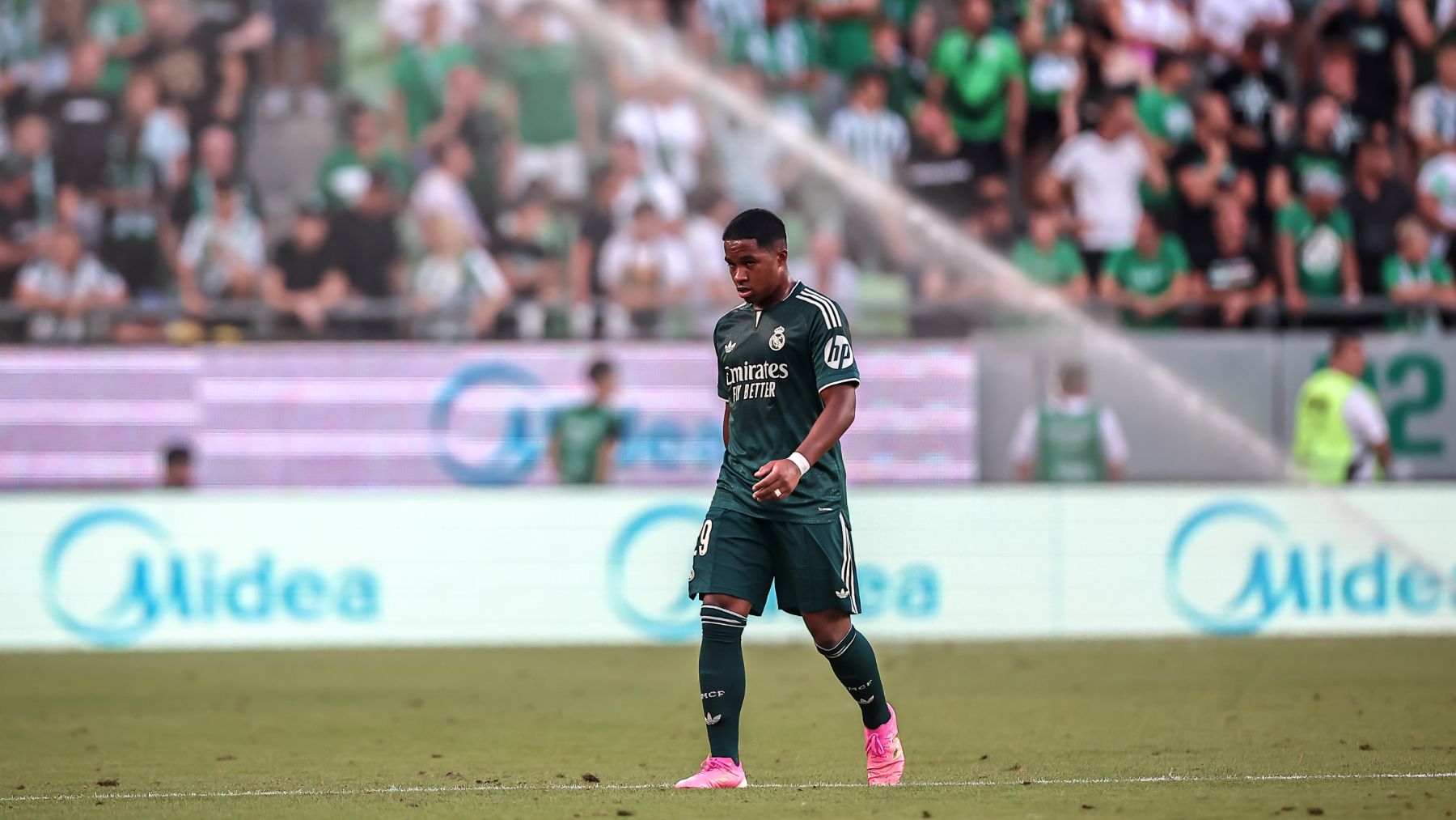 Endrick en el amistoso contra el Ferencváros. (Foto: Getty)