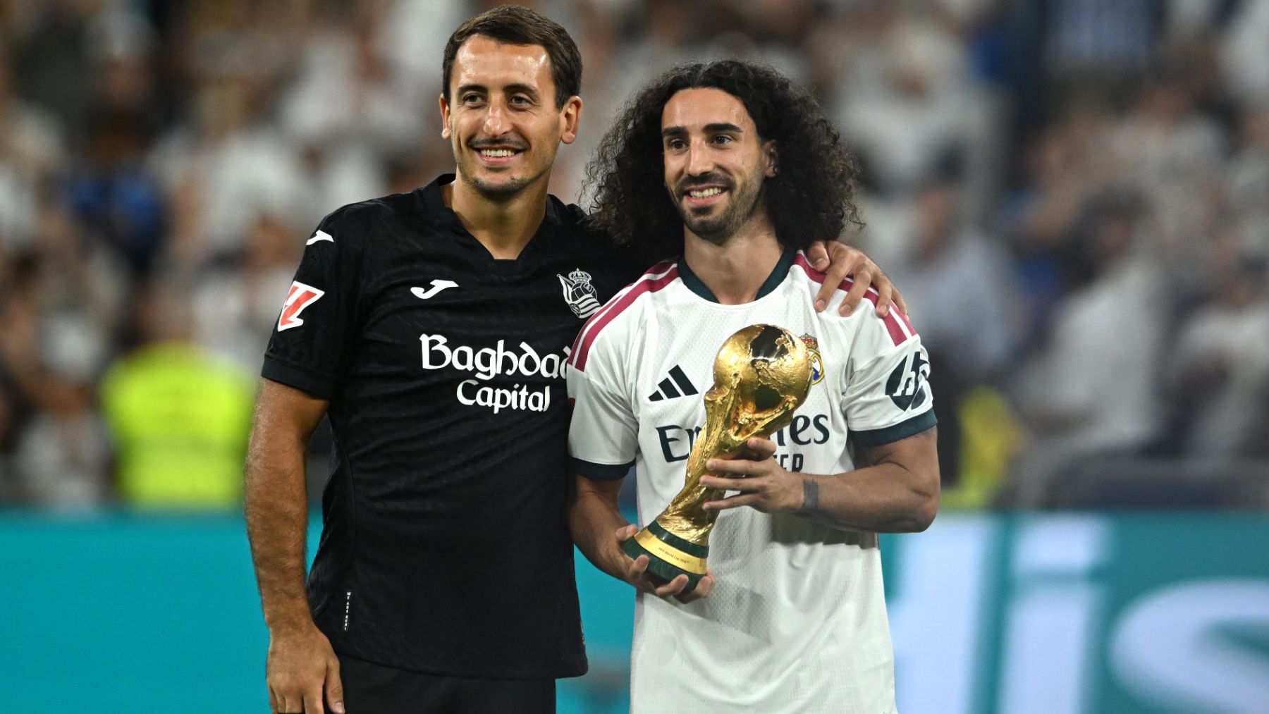 Cucurella Oyarzabal Mundial