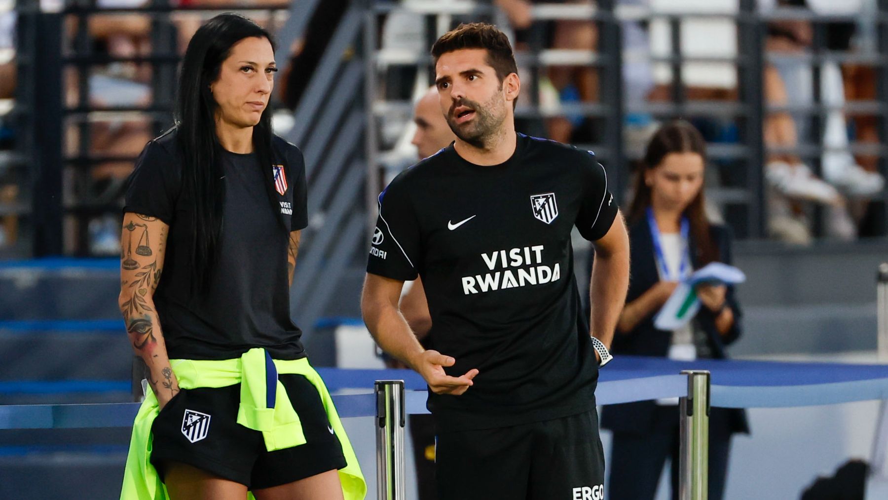 Jenni Hermoso aparece en Valdebebas para el derbi pese a no estar en la convocatoria del Atlético