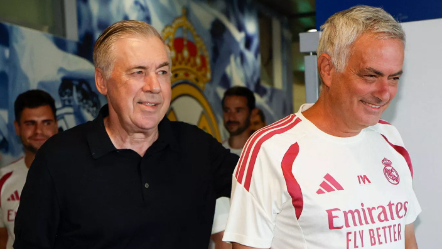 Ancelotti augura una «gran temporada para el Real Madrid»: «Mourinho y yo nos pasamos ideas y mensajes»