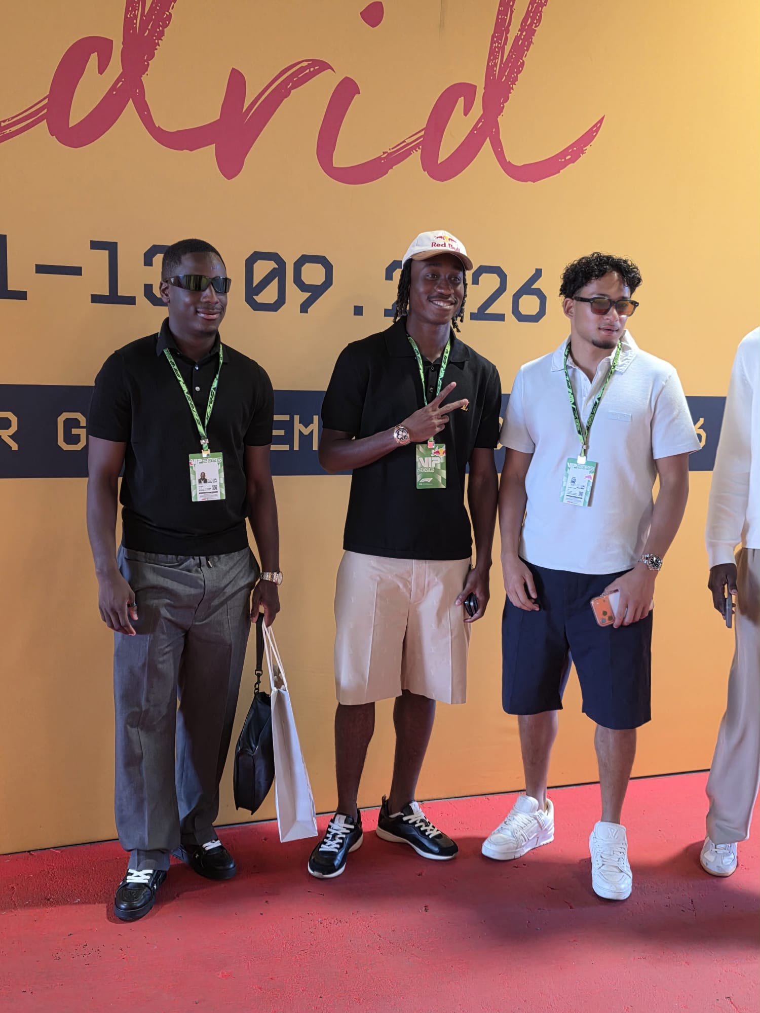 El Real Madrid al completo se presenta en Madring: Mourinho, Vinicius, Bellingham… y Florentino