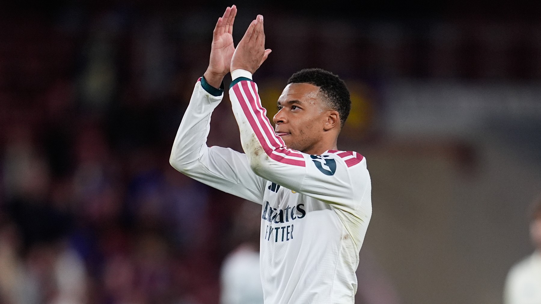 El Real Madrid arropa a Mbappé tras perder el Balón de Oro: «Tú eres el más grande del mundo»