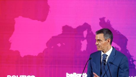 S&aacute;nchez se alegra de que el Feij&oacute;o h&uacute;ngaro haya ganado las elecciones: &laquo;Felicidades a todos los ciudadanos&raquo;