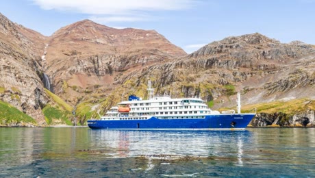 El Gobierno cede ante la OMS y los pasajeros del crucero con hantavirus desembarcar&aacute;n en Canarias