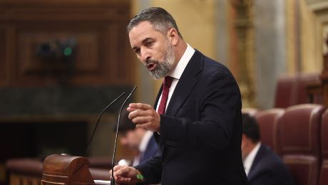 Abascal acusa al PSOE de haberse financiado ilegalmente: &laquo;Y con ese dinero extorsiona a quien le investiga&raquo;