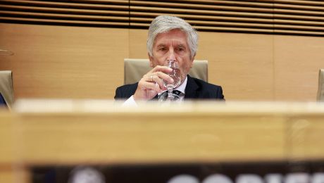 Marlaska criminaliza a los ceutíes y no condena las agresiones de los invasores: «Se necesita serenidad»
