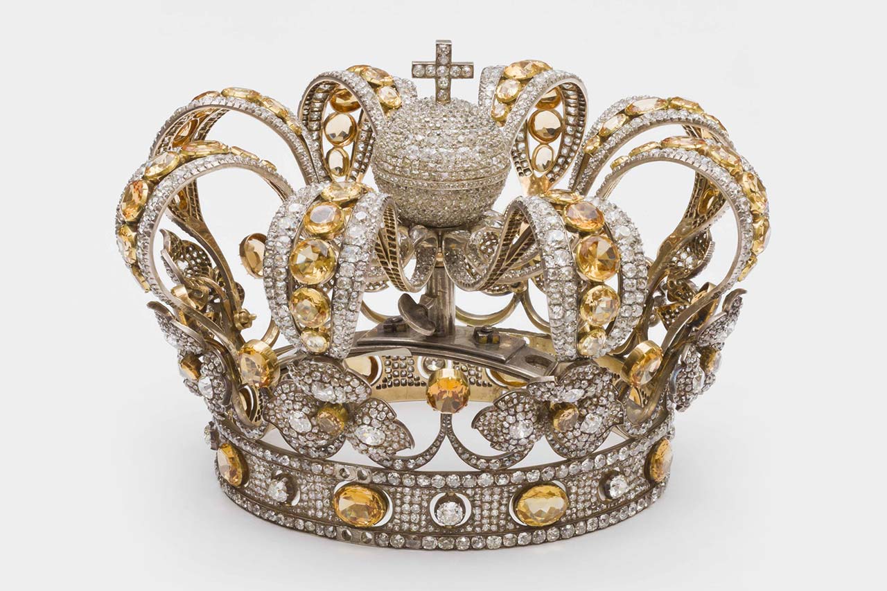 Corona de la Virgen de Atocha Soria. Narciso Práxedes. @ Patrimonio Nacional