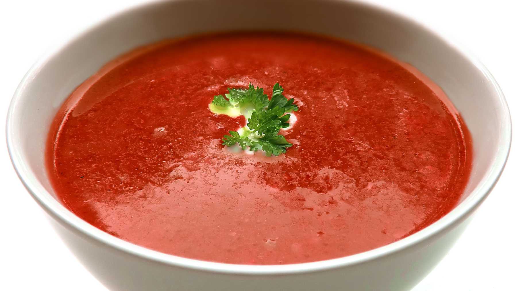 Sopa de tomate.