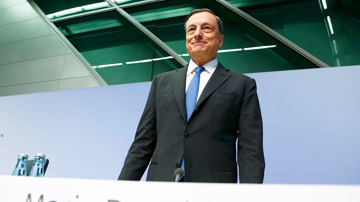 Mario Draghi ha comprado 33,5 millones de deuda pública española a través de su Q.E.