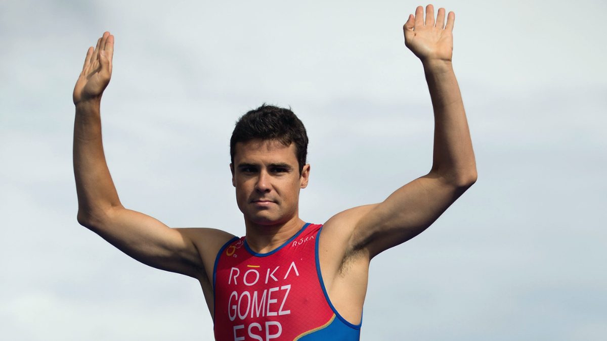 Gómez Noya durante un campeonato de triatlón (Getty)