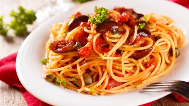 Pasta fresca con tomate seco y aceitunas de los hermanos Torres