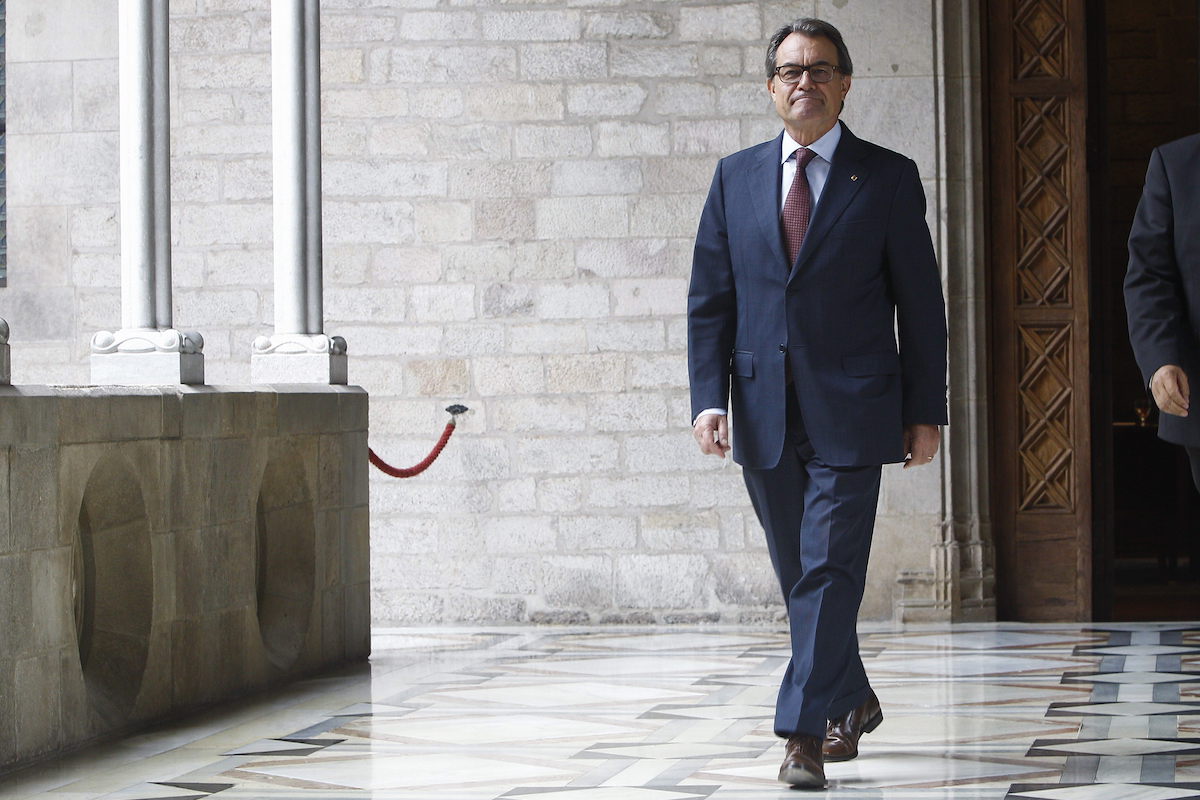 El presidente Artur Mas, en el palacio de la Generalitat (Foto: Efe)