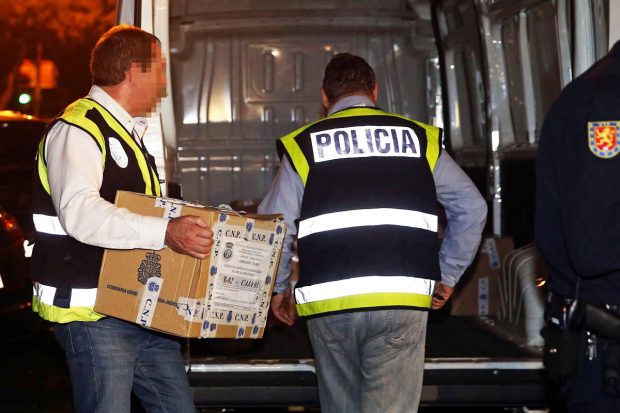 Policías