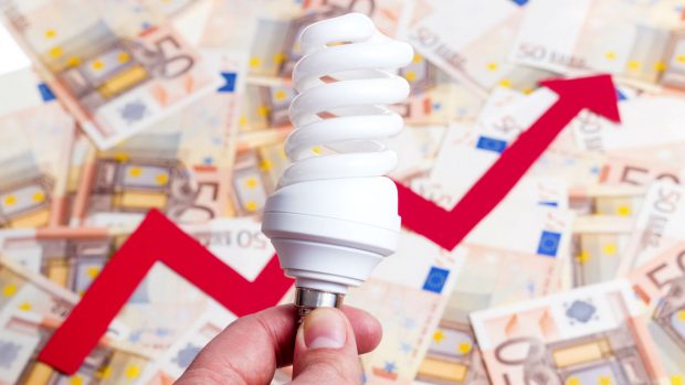 El precio de la luz alcanzará mañana su cifra más alta en lo que va de año
