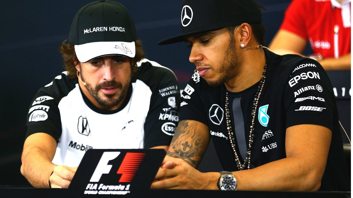 Fernando Alonso y Lewis Hamilton podrían reencontrarse en Mercedes. (Getty)
